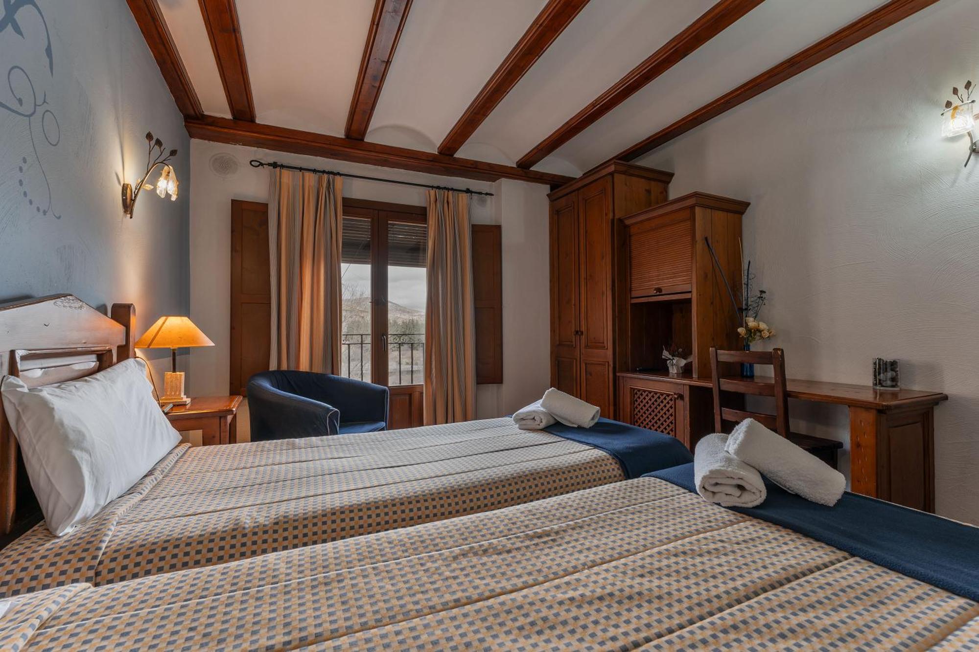 Hotel - Restaurante Prado Del Navazo Albarracín Extérieur photo