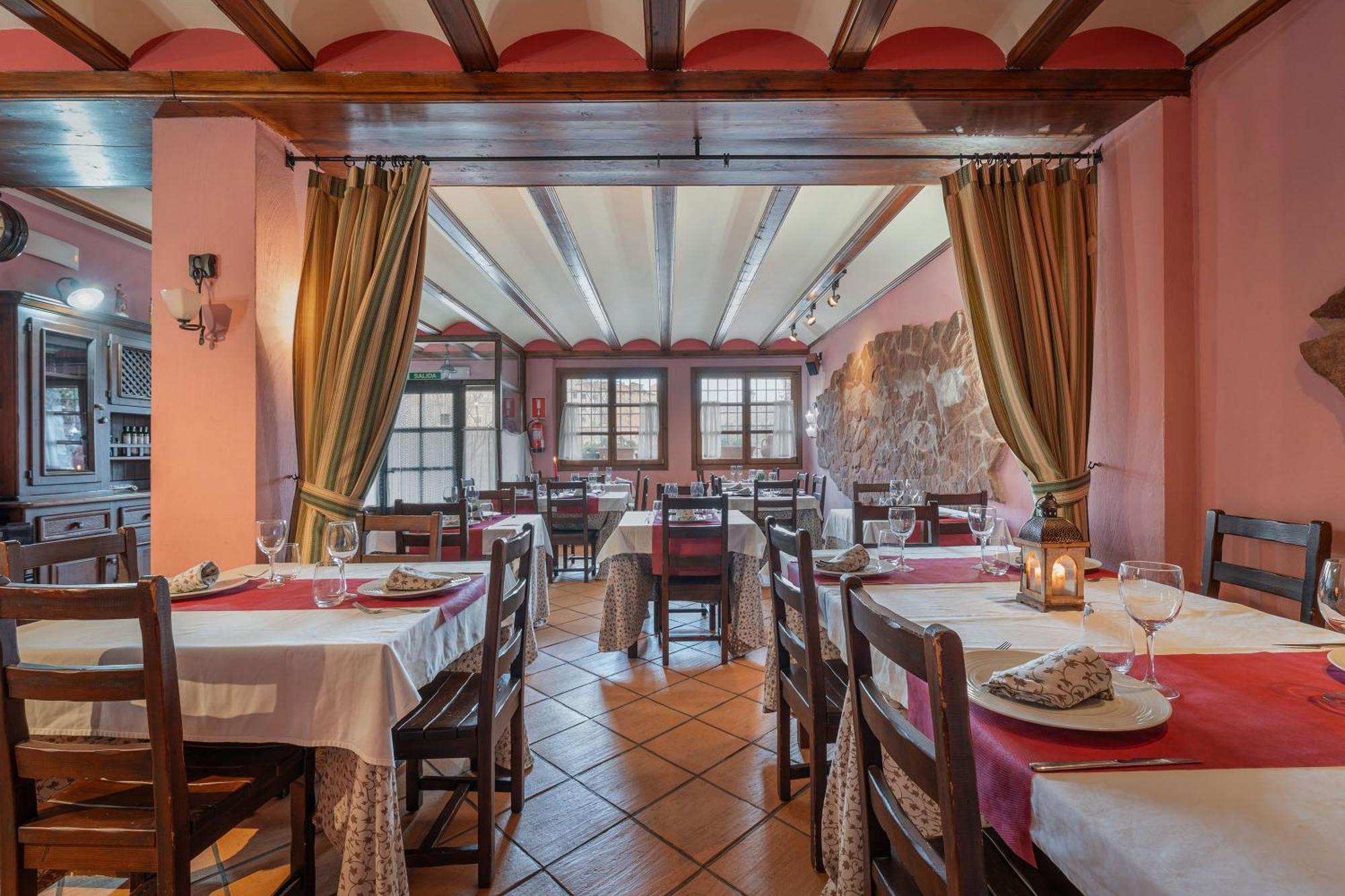Hotel - Restaurante Prado Del Navazo Albarracín Extérieur photo