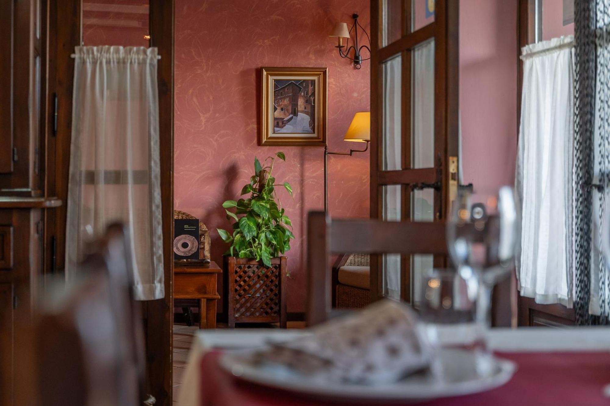 Hotel - Restaurante Prado Del Navazo Albarracín Extérieur photo